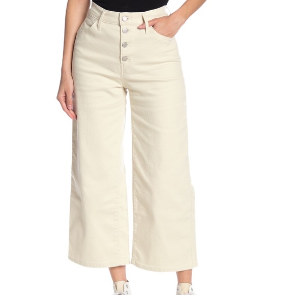 Levi's Denim - NWT Levi's Khaki Mile High Cropped Wide Leg Jeans